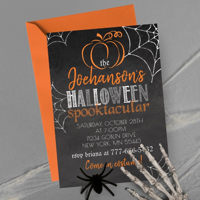 Convite Festa Elegante de Pumpkin Chalkboard Halloween (Elegant Pumpkin Chalkboard Halloween Party Invitations. Available printed or digital download)