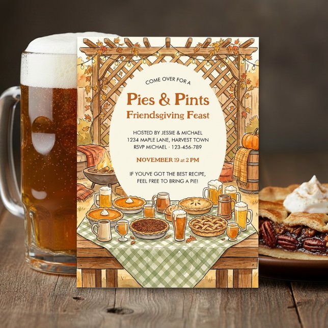 Convite Festa Friendsgiving de Tortas Rústicas e Canecas (Friendsgiving Pies & Pints Thanksgiving Invitation by Darling & May)
