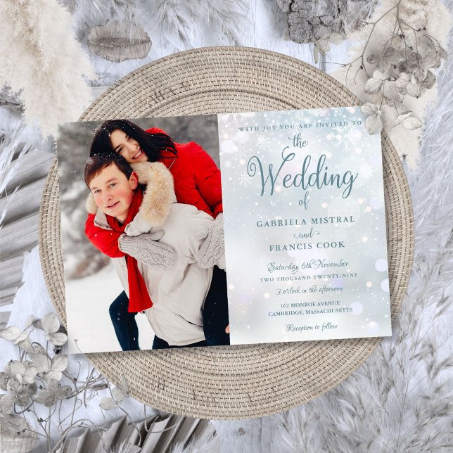 Convite Flocos de Neve de Inverno Script Elegante Foto Cas (Winter Snowflakes Elegant Script Photo Wedding Invitation)