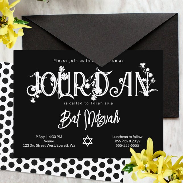 Convite Flor selvagem do Bat Negro Moderno Mitzvah (black and white polka dot floral bat mitzvah party invitations)