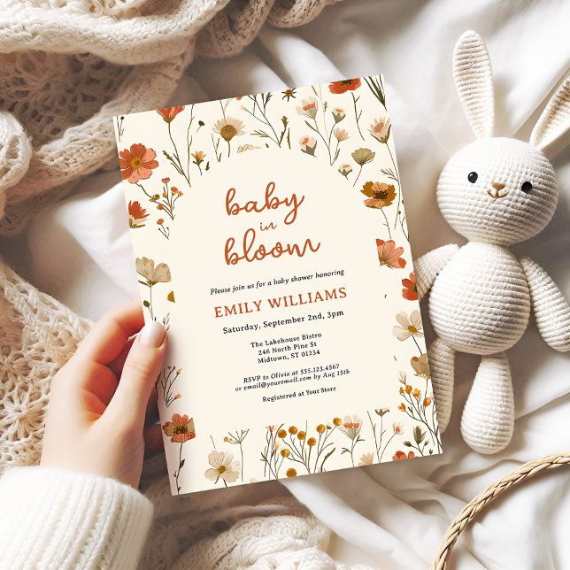 Convite Flor selvagem no Chá de fraldas de outono de Arco  (Baby in Bloom Fall Wildflower baby shower invitation with arch and whimsical script calligraphy.)