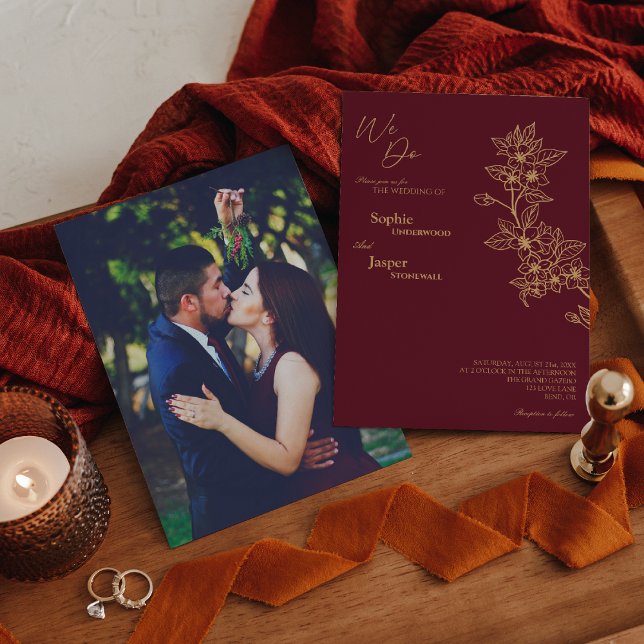 Convite Floral Dourado Burgundy Fazemos Casamento Fotográf (Criador carregado)