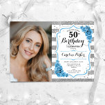 Convite Floral Dusty Blue Silver White Foto 50º Aniversári<br><div class="desc">Elegante convite floral feminino para o 50º aniversário com sua foto. Design azul esbranquiçado, branco e poeirento com prata brilhante. Apresenta faixas, rosas leves de turquesa, fontes de script e confetti. Perfeito para uma festa de comemoração de na moda adulto. Personalize com seus próprios detalhes. Pode ser personalizado para qualquer...</div>