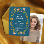 Convite Floral Wreath Bat Mitzvah Foto Personalizada Feita<br><div class="desc">Cartão perfeito para anunciar um bar mitzvah, bat mitzvah ou outra celebração judaica! Mão fez arte para você! TOTALMENTE PERSONALIZÁVEL! Clique em "Personalizar" acima para editar o texto e adicionar sua própria foto ao verso. Clique em "editar usando a ferramenta design" para ajustar as fontes, cores e posicionamentos. Você também...</div>