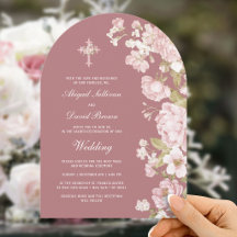 Flores Blush no Arco de Rosa Empoeirada Casamento 