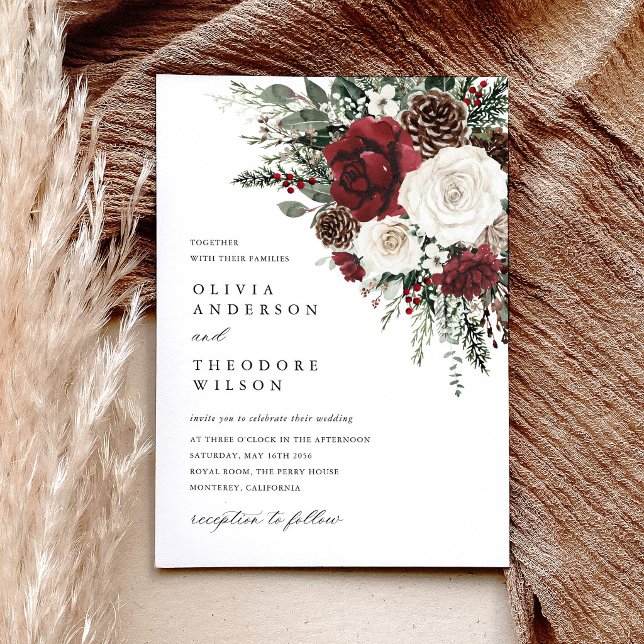 Convite Flores de Inverno Burgundy Elegante Casamento (Burgundy winter floral wedding invitation pinecone ivory rustic elegant watercolor invite)
