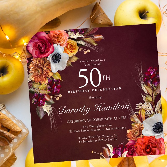 Convite Flores de Queda Vermelha Burgundy Script 50º Anive (Stylish 50th birthday party invitation. Burgundy red, terracotta orange and bright white flowers. )