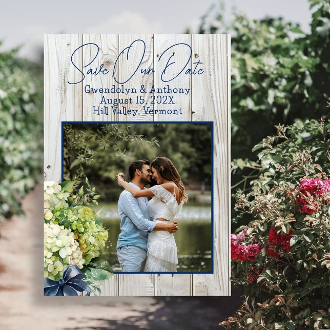 Convite Flores verdes de madeira branca Foto para salvar a (Criador carregado)