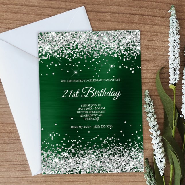 Convite Foil Verde Escuro de Silver Glitter Escuro (Create your own dark green birthday invitation.)