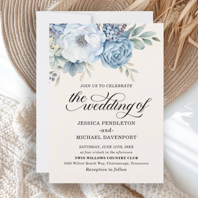 Convite Folhas Verdes Azuis-Florais Elegantes (Elegant dusty blue floral "The wedding of" wedding invitation)
