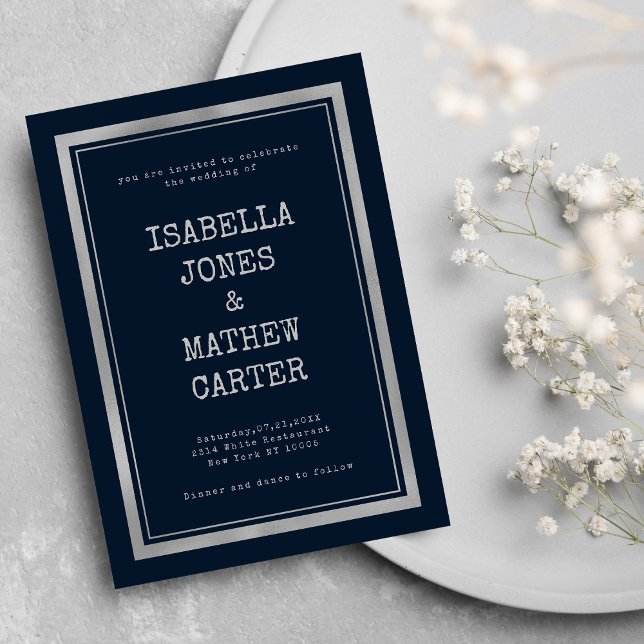 Convite fonte azul marinho de máquina de escrever prata ru (Navy blue silver typewriter font rustic wedding)