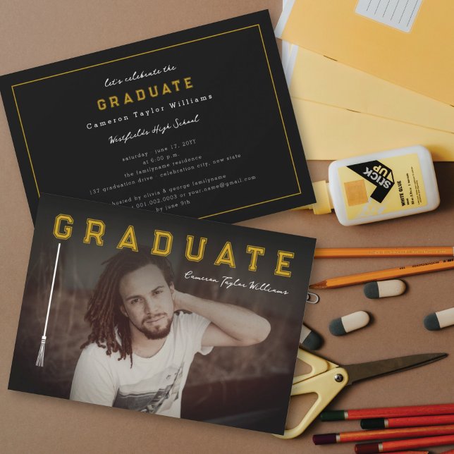 Convite Formando de linha simples Festa de formatura de fo (Simple Line  Tassel Graduate Modern Photo Graduation Party Invitation @ zazzle.com/color_therapy)