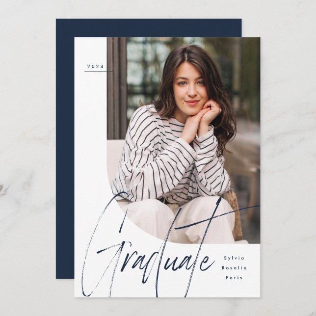 Convite Formando de script moderno marinho uma graduação d (Frente/Verso)