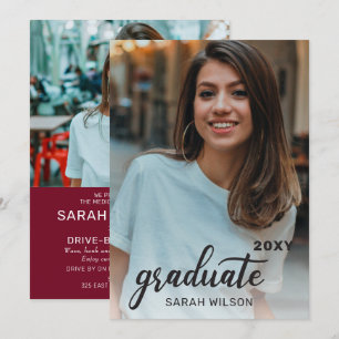 Convite Formando de Script Moderno Maroon Duas Fotografias