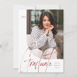 Convite Formando de script moderno vermelho, uma graduação