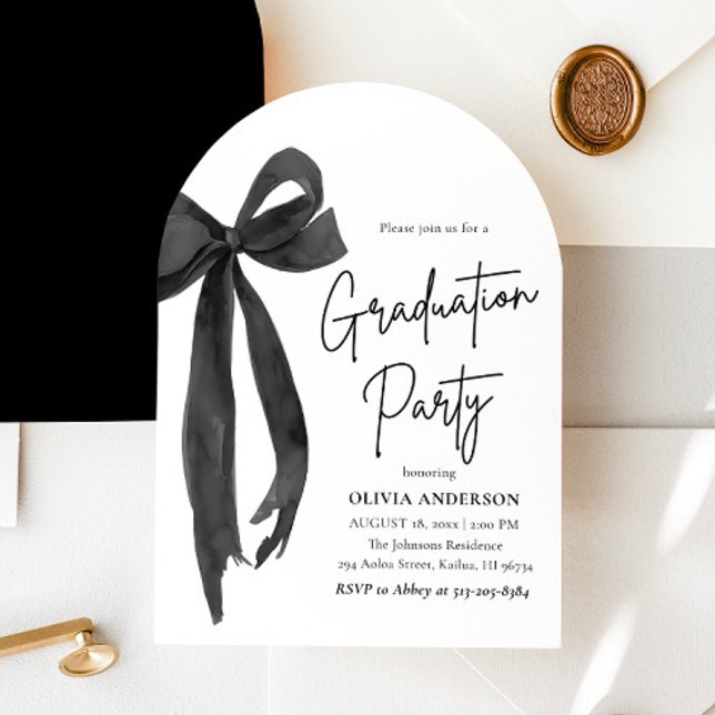 Convite Formatação do Arco Negra Moderno Elegante Trendy A (Modern Elegant Trendy Black Bow Graduation Arched Invitation)