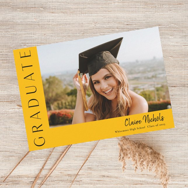 Convite Formatura Foto Horizontal Moderna (Modern typography 2 photo graduation invitations.)