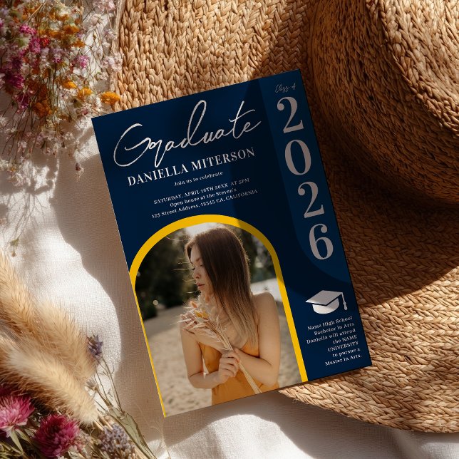 Convite Foto bold 2024 arch — graduação em azul escuro (Photo bold 2026 arch dark blue graduation invitation)