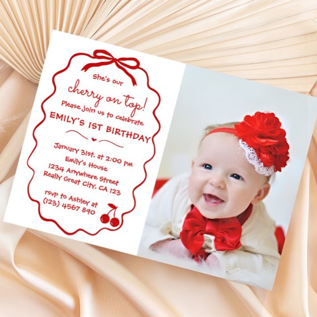 Convite Foto caprichosa desenhada à mão de cereja no topo (She's the Cherry on Top Hand Drawn Birthday Invitation She's our Cherry on Top, Hand Drawn Birthday )