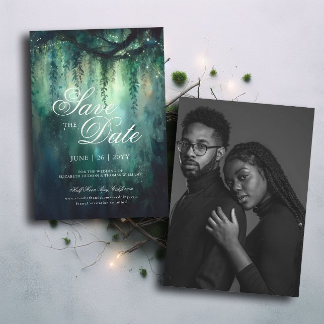 Convite Foto-Casamento Leve da Floresta Encantada Salvar a (enchanted forest emerald wedding save the date photo template elegant modern calligraphy formal)