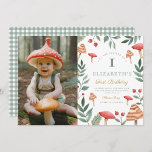 Convite Foto: Cogumelo florestal Primeiro Aniversário<br><div class="desc">Este convite de aniversário do Mushroom com um cogumelo de floresta de cor d'água pastel é o primeiro convite de aniversário mais doce de todos os tempos. Você pode personalizar seus convites escolhendo entre tantos tipos de papel,  formas e textos diferentes de sua escolha para torná-los exclusivos e especiais.</div>