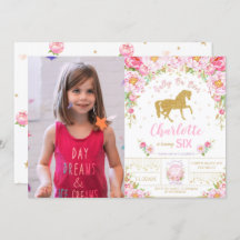 Foto da Menina de Aniversário do Cavalo Floral Ros