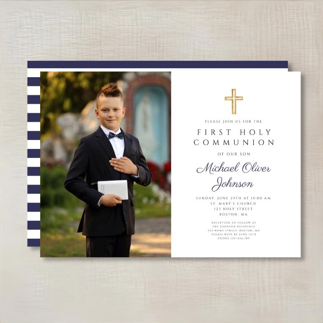 Convite Foto da Primeira Comunhão do marinho Blue Stripes  (Navy Blue Stripes Boy First Communion Photo Invitation)