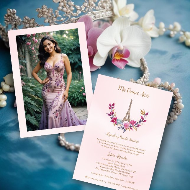 Convite Foto da Torre Eiffel de Príncipes Rosa-Rosa-Rosa-R (Cute Spanish Quinces Pink Garland with Eiffel Tower Photo Quinceañera Invitations.)