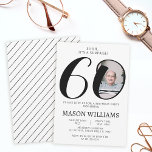 Convite Foto de aniversário de 60 anos com simples surpres<br><div class="desc">Elegante e moderno minimalista simples preto e branco 60º convite para fotos de festa de aniversário,  cartão com fotos. * A idade não pode ser alterada,  mas por favor escreva-me e eu farei uma nova listagem com a sua idade o mais rápido possível :)</div>