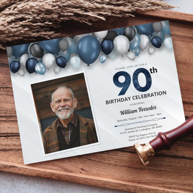 Convite Foto de Aniversário do 90 Azul Preto e Branco (Blue Silver Black & White 90th Birthday Photo Invitation)