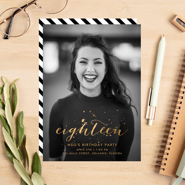 Convite Foto de aniversário do Dourado Confetti 18º aniver (Criador carregado)