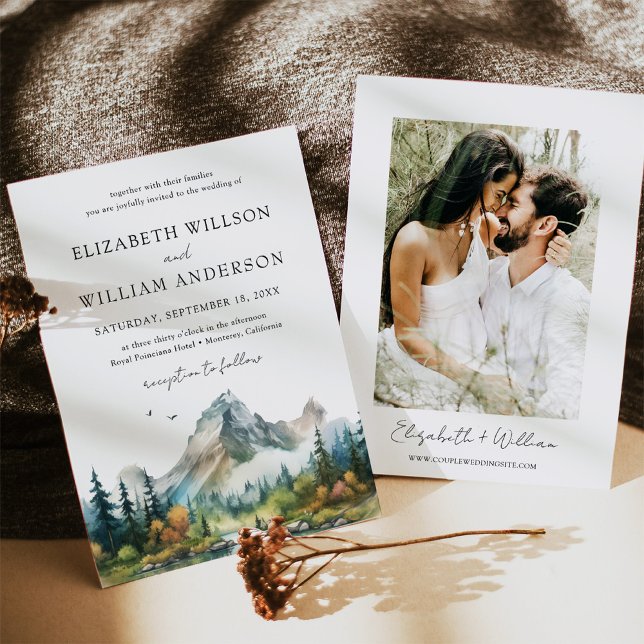 Convite Foto de Casamento de Árvore Evergreen Forest (Mountain Forest Evergreen Tree Wedding Photo Invitation)