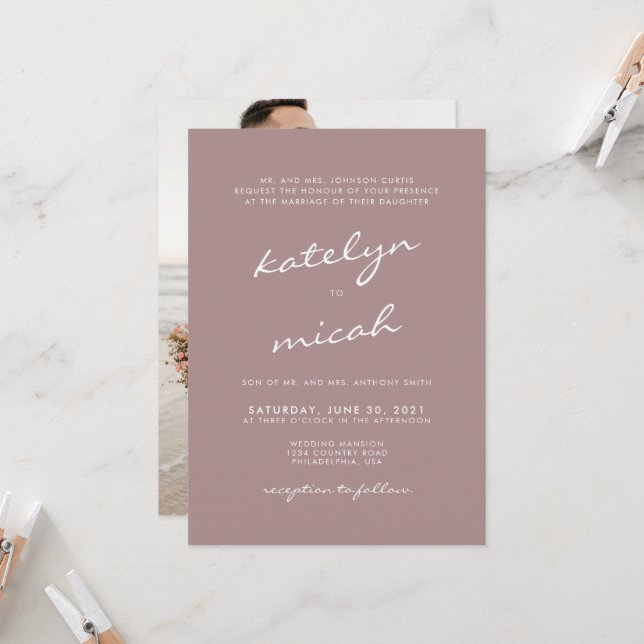 Convite Foto de Casamento de Rosa Cinnamon de Caligrafia M (Frente/Verso In Situ)