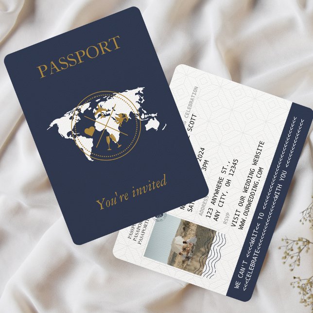 Convite Foto de Casamento em Passaporte de Destino Dourado (Navy Blue Passport Wedding Invitation)