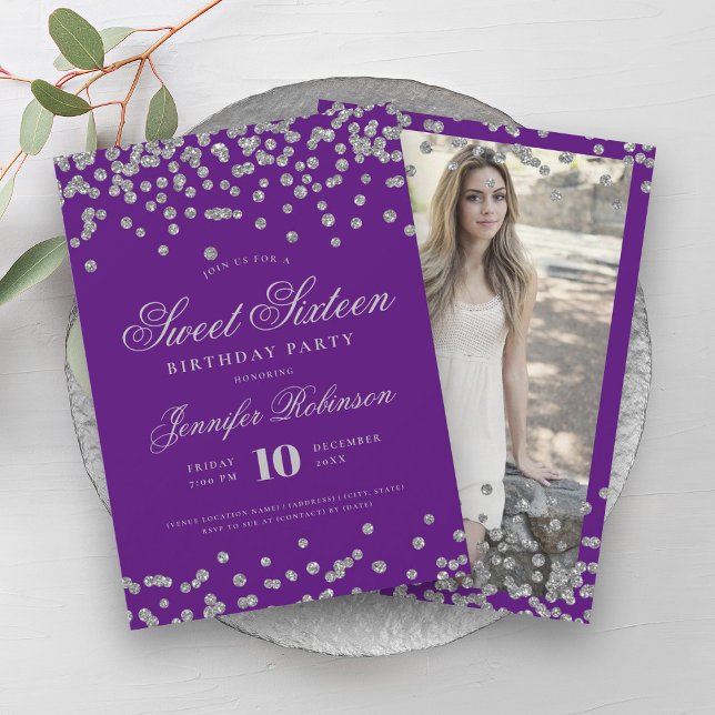 Convite Foto de Confetti Púrpura Elegante 16 (Elegant Silver Purple Confetti Photo Sweet 16 Invitation)