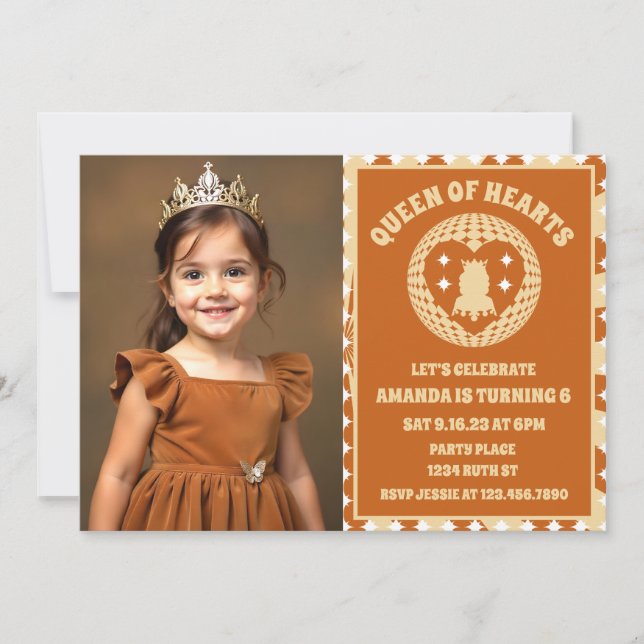 Convite Foto de Festa de aniversário Boho Queen Of Hearts (Frente)