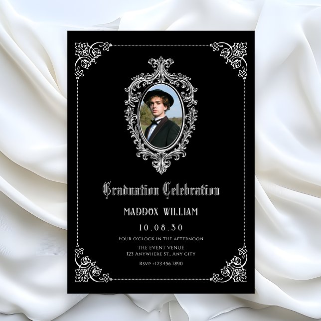Convite Foto de formatura gótica clássica preta (Criador carregado)