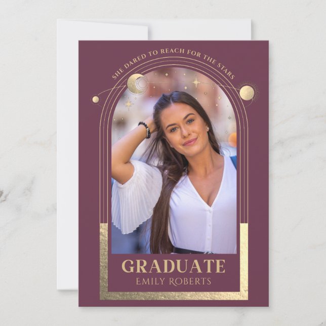 Convite Foto de Formatura Plum Gold Celestial Sun Moon (Frente)