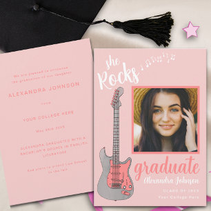 Convite Foto de Graduada com Guitarra Rosa em Roteiro Mode