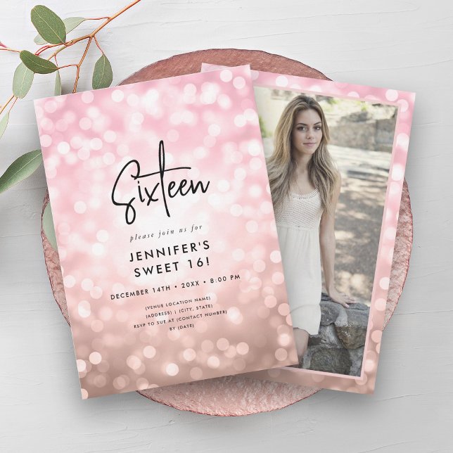 Convite Foto de Luzes Douradas Modernas Foto Sweet 16 Invi (Modern Rose Gold Lights Photo Sweet 16 Invite)