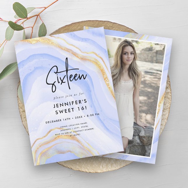 Convite Foto de mármore do Marinho moderno Sweet 16 (Modern Navy Ombre Marble Photo Sweet 16 Invitation)