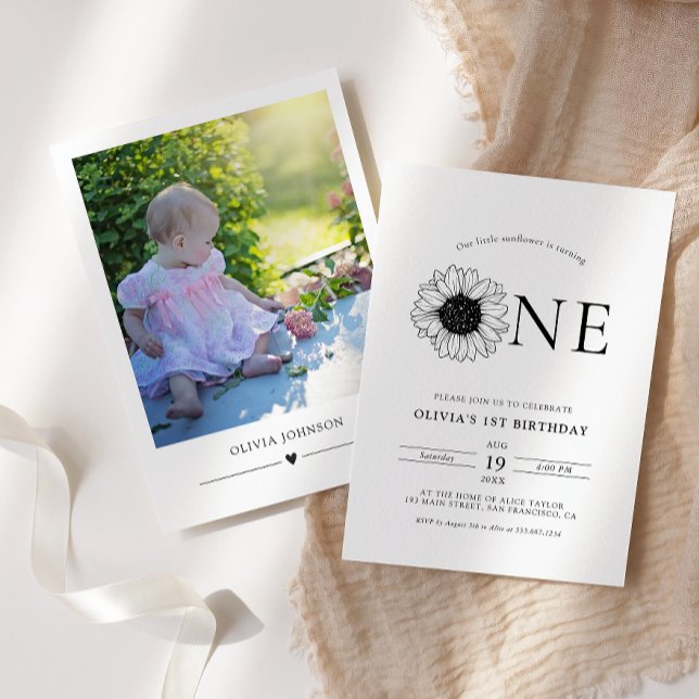 Convite Foto de primeiro aniversario de girassol minimalis (Criador carregado)