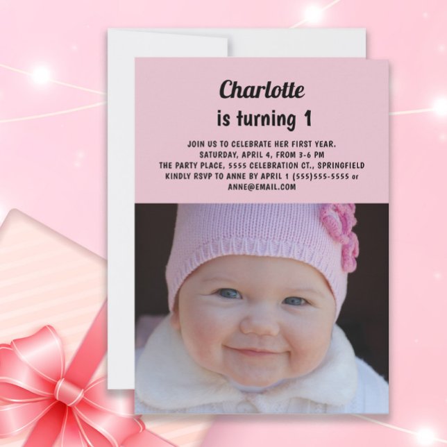 Convite Foto do 1º Aniversário de Menina Rosa Fofa  (Pink photo invitation for baby girl's 1st birthday party)