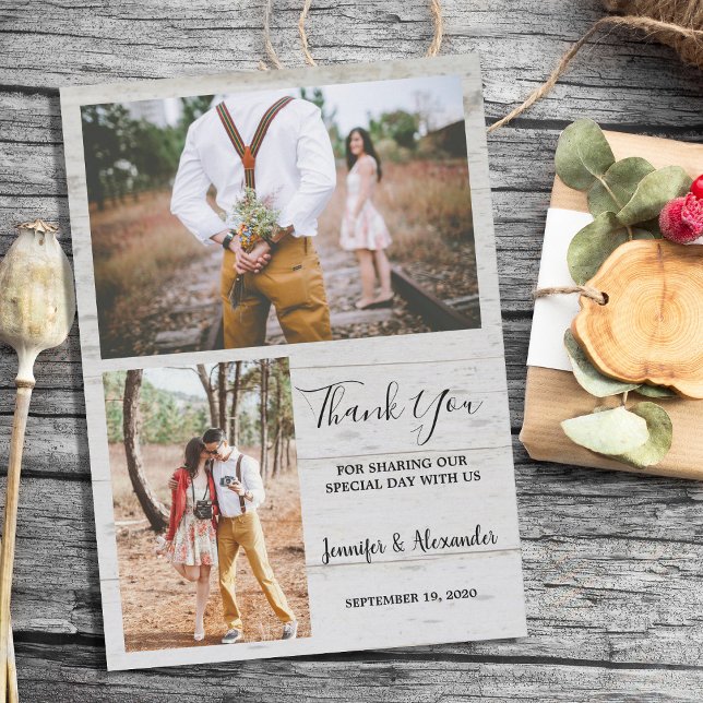 Convite Foto do celeiro russo do país Obrigado casamento (Rustic country barn wood photo Thank You wedding card. You can add your own photos to personalize.)