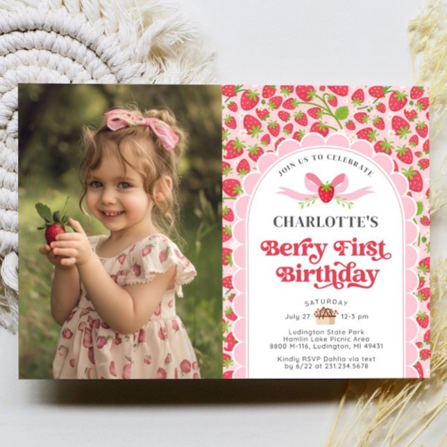 Convite Foto do primeiro aniversario Berry First Birthday (Berry First Birthday 1st Birthday Photo Invitation)