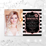 Convite Foto Doce 16 Aniversário - Beijo Rosa Dourado Pret<br><div class="desc">Foto: 16 Aniversário - Kiss Rosa Dourado Invitation. Doce dezesseis convites de aniversário com sua foto. Apresenta faixas brancas pretas,  fonte de script,  lábios beijam e confetti. Design branco-preto clássico,  cor-de-rosa,  com ouro rosa brilhante falso. Perfeito para uma elegante festa de 16 dias.</div>