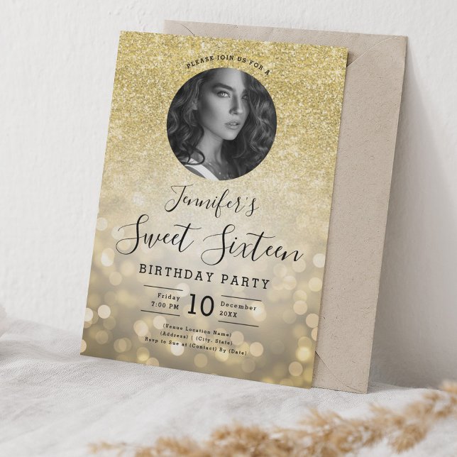 Convite FOTO Dourada Glitter Bokeh Lights Sweet 16 Party (PHOTO Gold Glitter Bokeh Lights Sweet 16 Party Invitation)