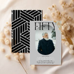 Convite Foto e assinatura modernas Oval 50º aniversário<br><div class="desc">Na moda 50º Convite de Aniversário. Design apresenta uma fotografia oval da aniversariante/rapaz, a elegante inscrição 'FIFTY' com o nome das pessoas no script de assinatura no topo e um simples modelo de festa de aniversário que é fácil de personalizar com seus próprios detalhes. As cores também podem ser alteradas...</div>