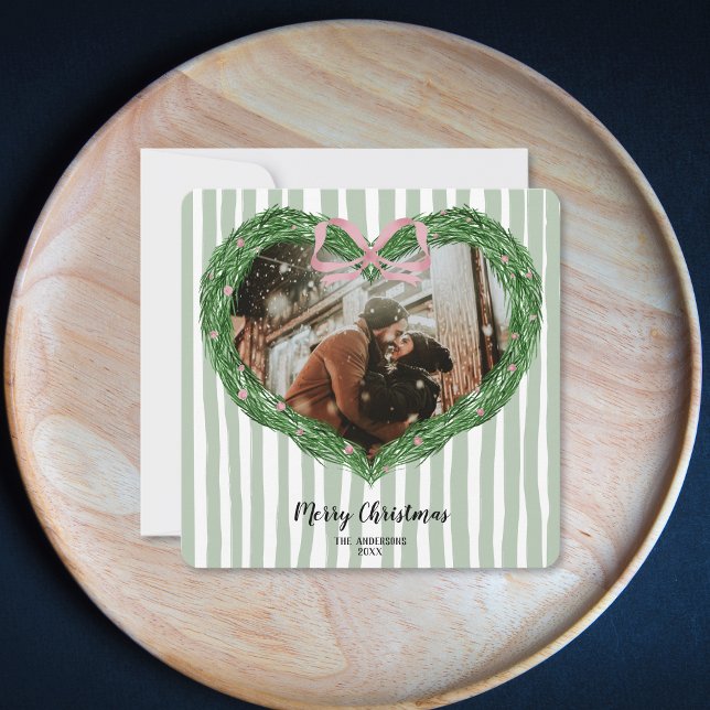 Convite Foto Feliz De Natal Do Coração De Mão (heart shaped christmas wreath with a pink bow)