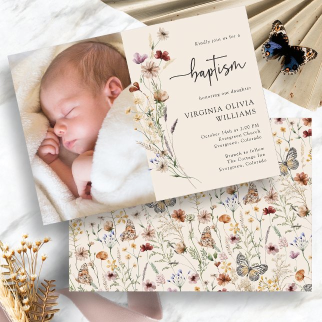 Convite Foto Floral do Batismo (Boho Baptism Floral Photo Invitation by Painted Paperie
)